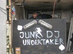 Junkyard Dj Undertaker