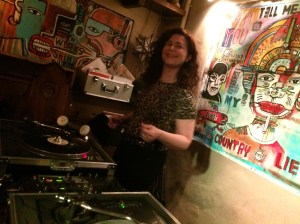 Dj Morticia spinning her rockin gals.