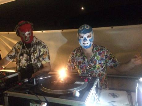 13942752_1264718596880688_77627127_n